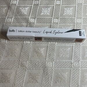 NIB Billion Dollar Beauty Liquid Eyeliner in Black